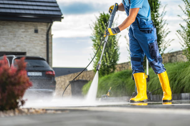 Why Choose Our Certified Pressure Washing Experts for Your Project Needs in Nora Springs, IA?